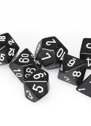 Chessex 7 - Opaque Black with White